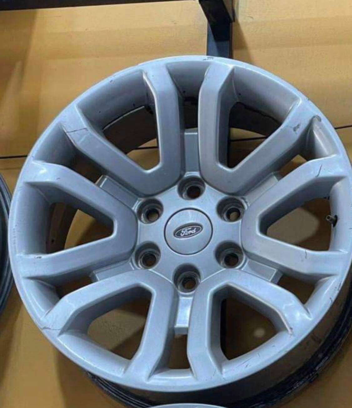 Mâm Lazang Ford Everest 2013-2015 18 inch 265/60R18